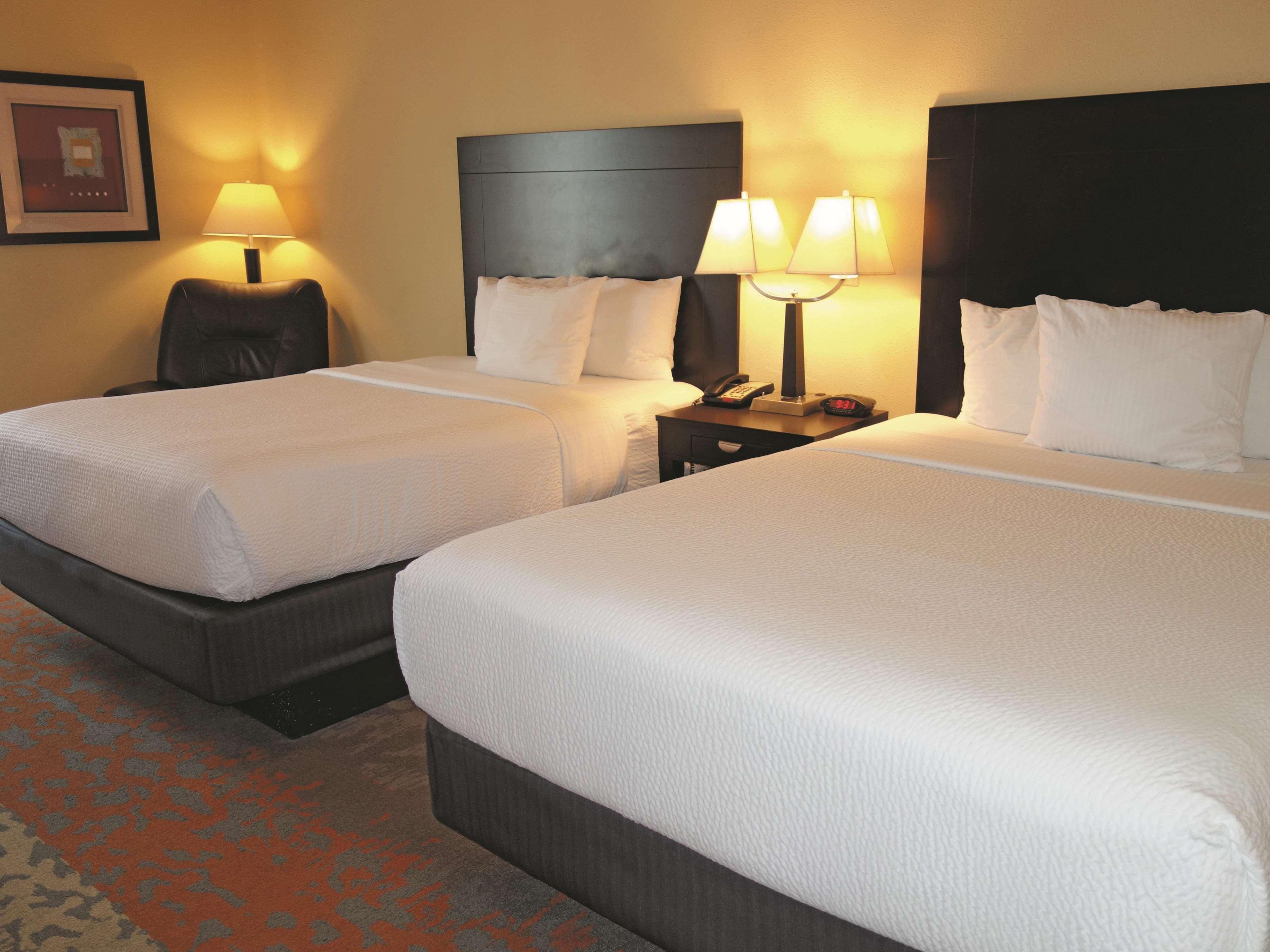 La Quinta By Wyndham Eastland Hotel Eksteriør billede